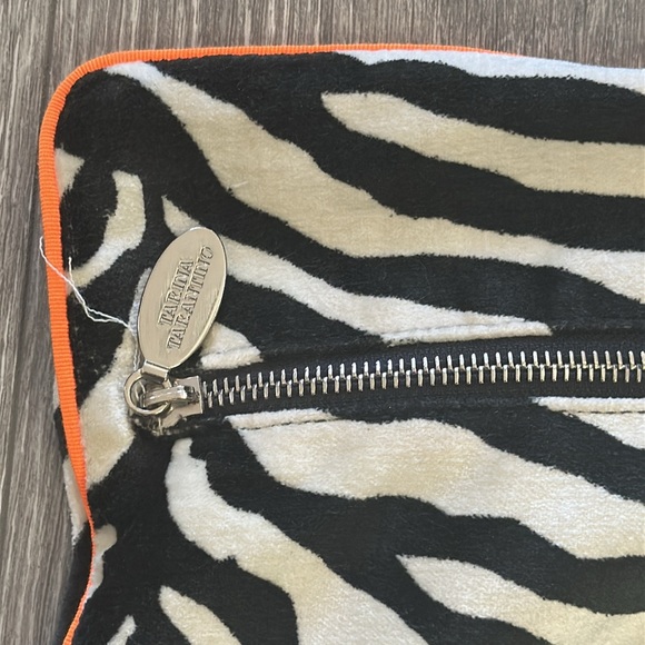 Rare Tarina Tarantino Zebra Print Square Pillow Cover - Picture 3 of 3